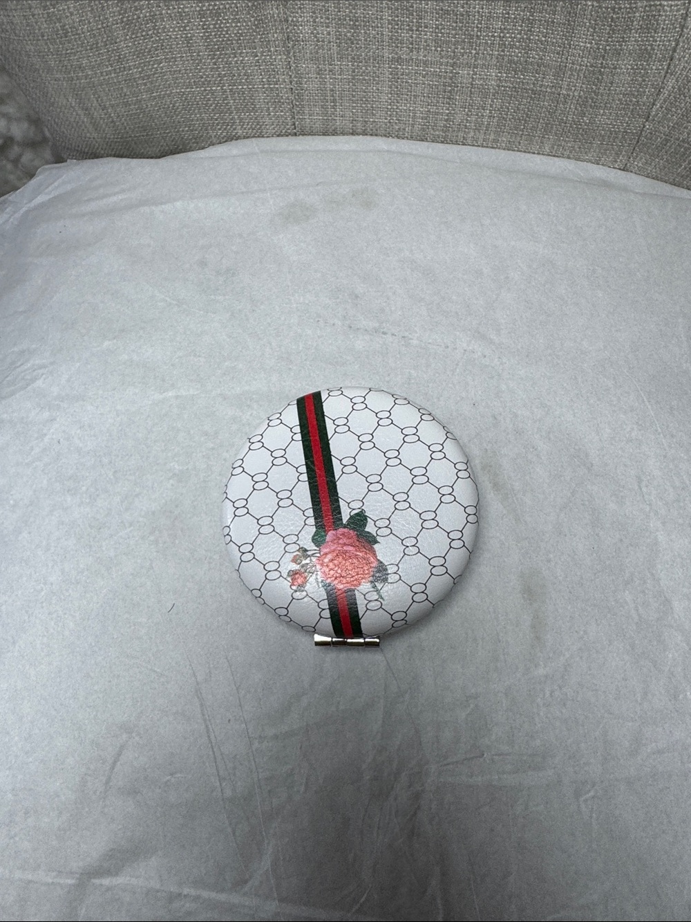 Round Compact fashion Floral Stripe Folding Mirror - White
